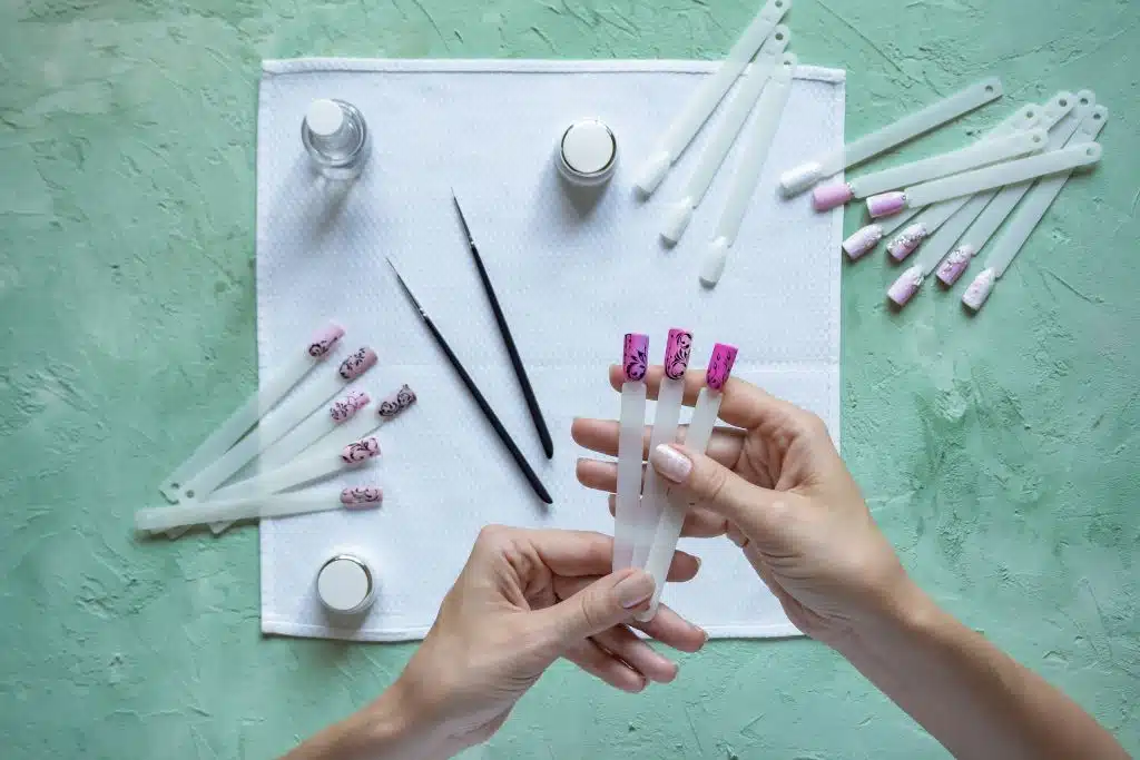 Mastering-Basic-Nail-Art-Techniques