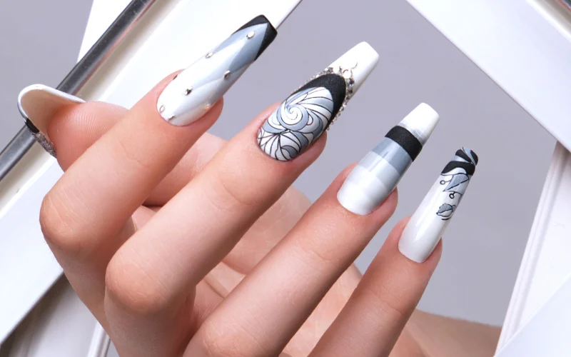Gradient Nail Design