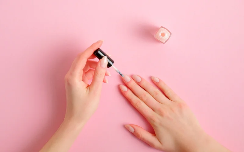 How to Apply Nail Polish