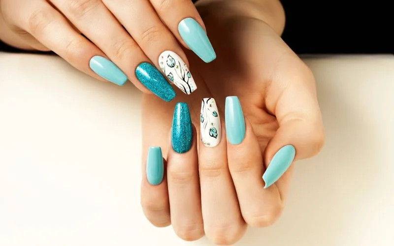 Acrylic nails
