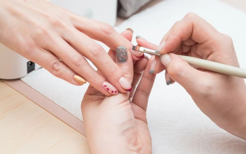 Guide to Salon Nail Services