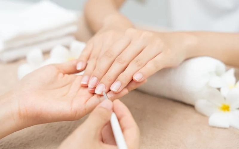 Manicure Last