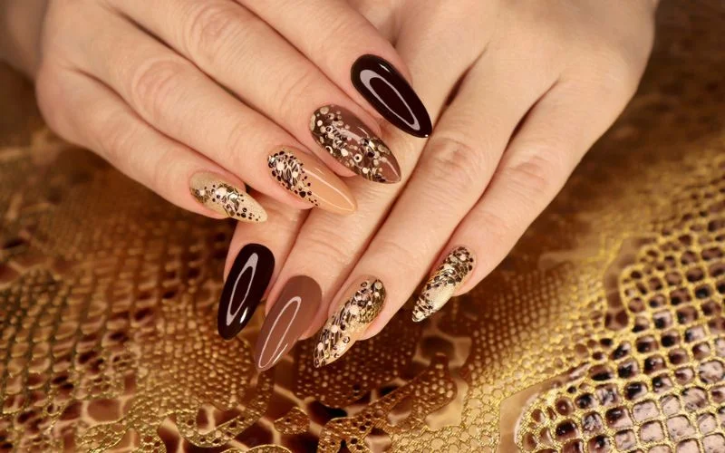 Extremely Long Nails Nail-art Crystal Jewellery Stock Photo 172126724 |  Shutterstock
