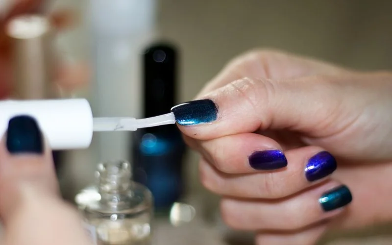 Benefits and functions of using a top coat
