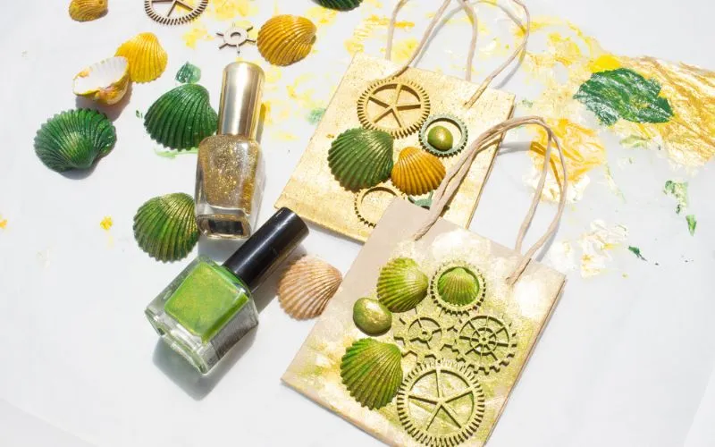 What Are the Best Colors for Beach Theme Nails