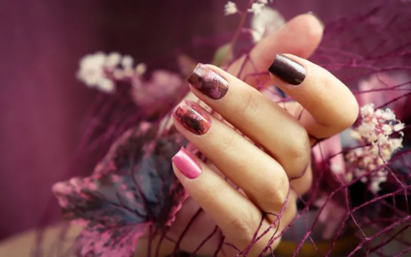 Blooming Gel Nail Art