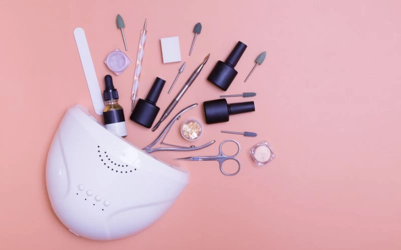 Tools for a Thin French Manicure