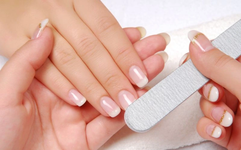 Maintaining Healthy Bridal Nails