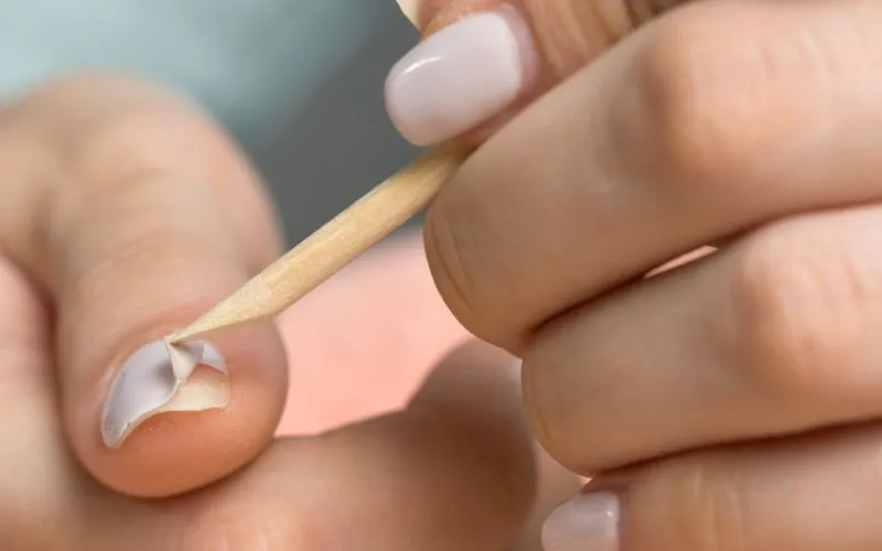 Remove Gel Nail Polish