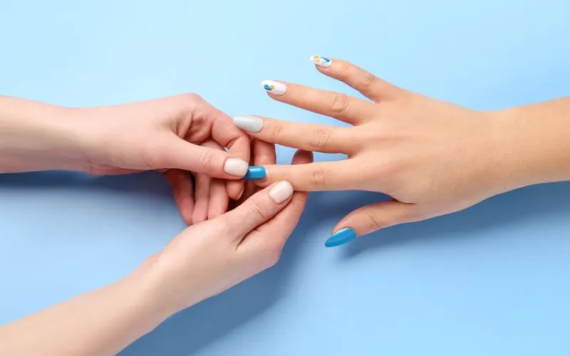Are Press-on Nails A Good Option For The Beach?