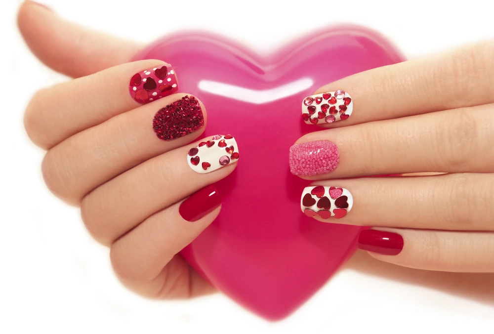 Best Rhinestone Shapes for Nail Designs
