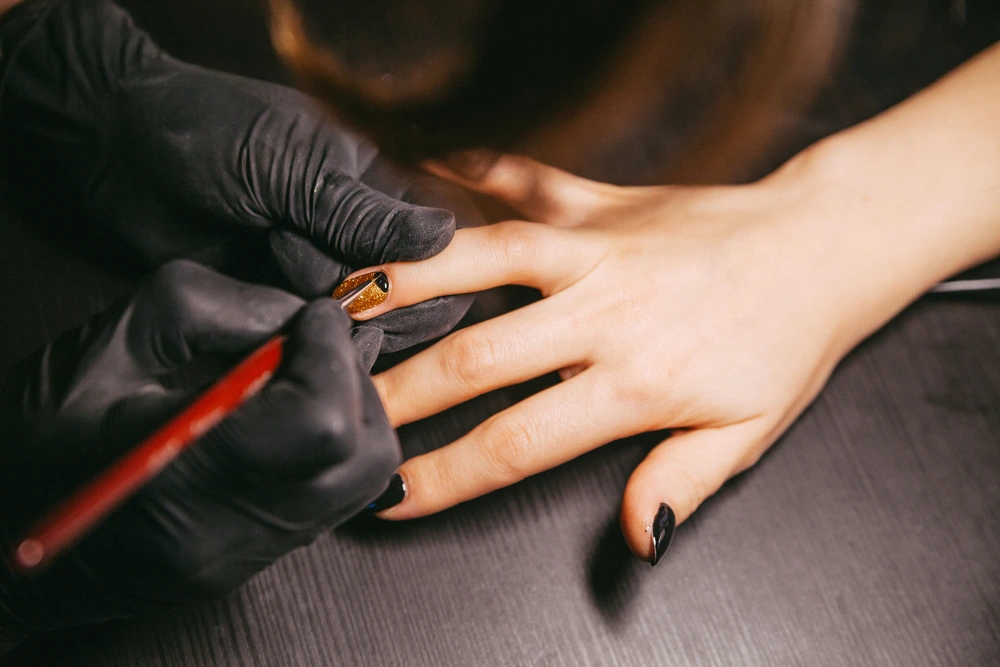 Create Tortoiseshell Nails